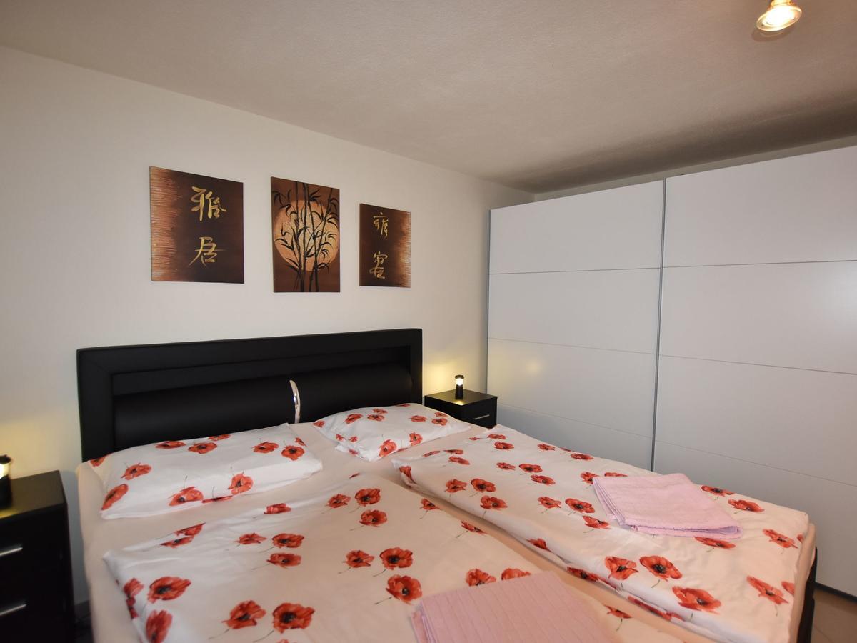 Modern Apartment In Kroepelin With Garden Extérieur photo
